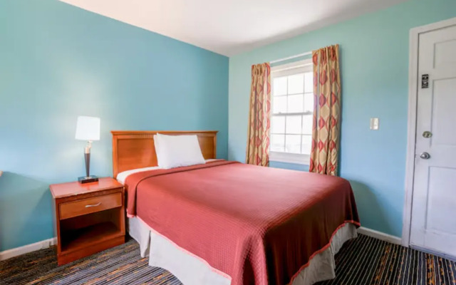 Relax Inn By OYO Natural Bridge I-81