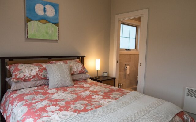 Mountain Blue Guest Accommodation