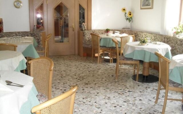 Hotel Cadria