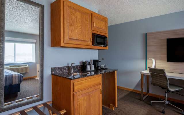 AmericInn by Wyndham Eau Claire