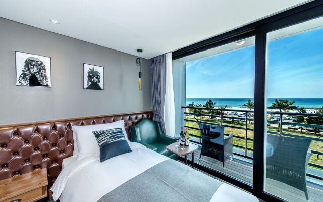 Jeju Marevo Beach Hotel