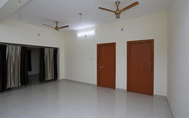 Oyo 15204 Sai Corporate Inn