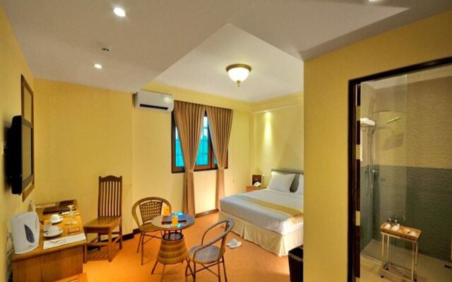 Royal Golden View Hotel