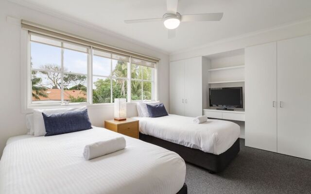 Whitecliffs Beach Resort