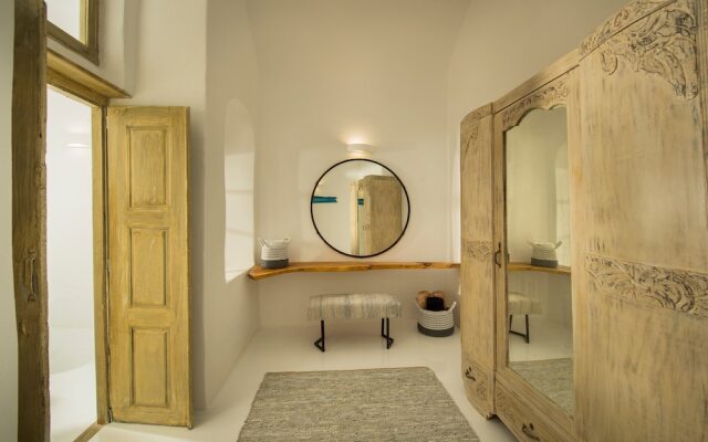 Nano Oia Villas