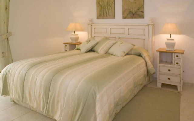 Quinta da Encosta Velha Golf & Leisure Village