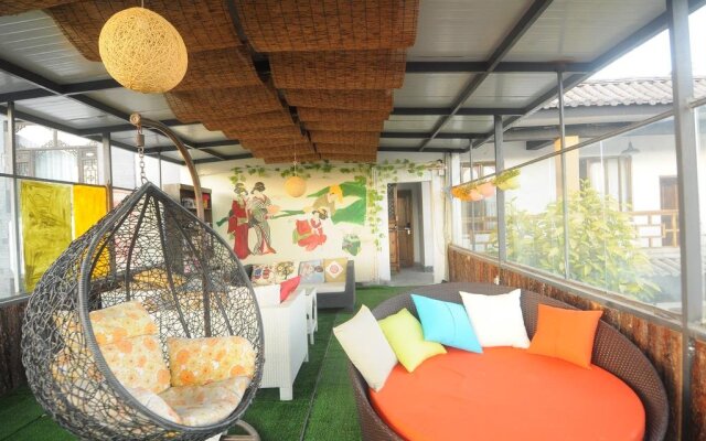Blossom Tree House