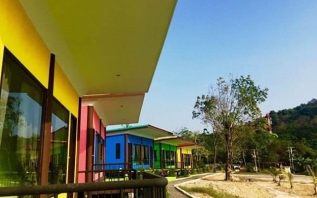 T-House
