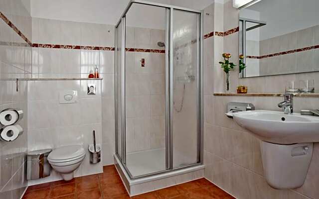 Hotel-Pension Am Schwanenteich