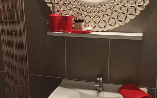 Machi Rooms
