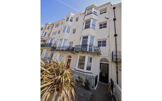 Lovely Kemptown Flat for 2 With Sea View