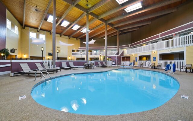 Best Western Plus Steeplegate Inn