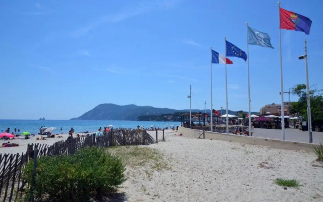 Grand studio avec vue mer !