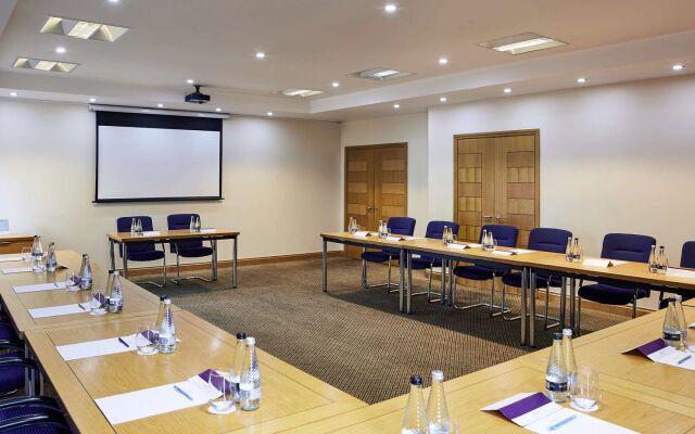 Warwickshire Park Hotel Kenilworth by Belvilla