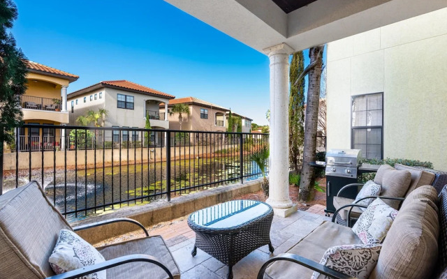 Villa Lago 1975 S2G 4BR 4BA 10