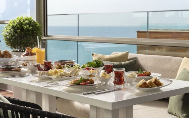 Crowne Plaza Florya Istanbul, an IHG Hotel