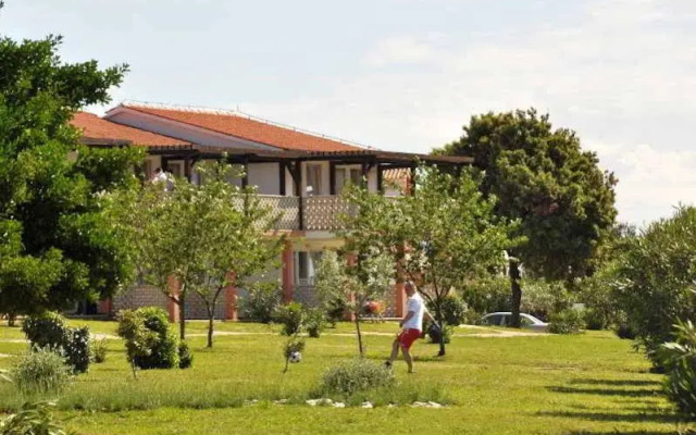 Kazela Resort