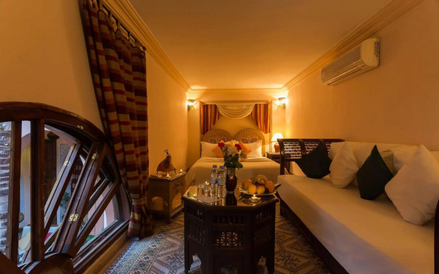 Riad Amina