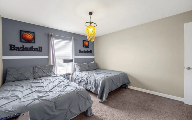 Relax Near Disney 4BR Home With Pool