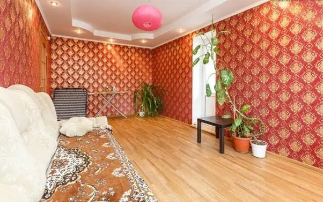 Рядом с Аквапарком