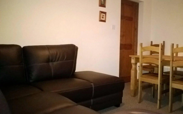 Tennyson Court