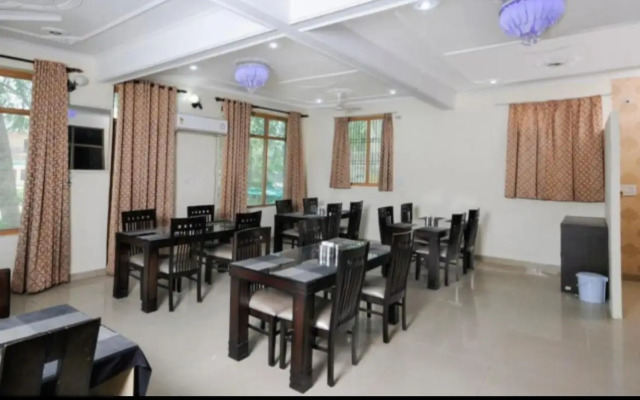 OYO Rooms Neemrana NH8