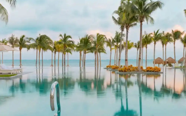 Garza Blanca Resort and Spa