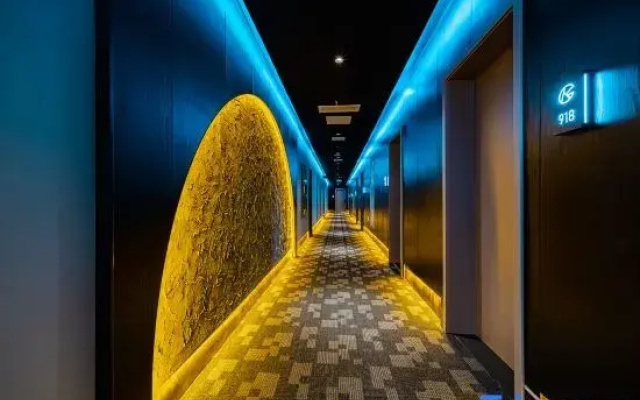 Guoke·METAVERSE E-sports Hotel (Wenshu Courtyard & Jinniu Wanda Branch)