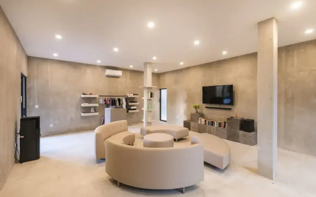 Canggu Dream Studios & Villas