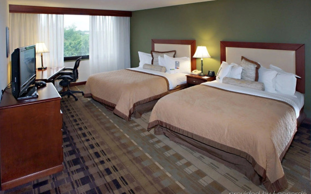 Clarion Hotel and Suites