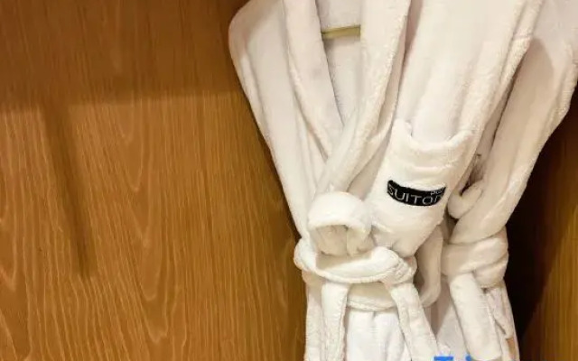 Suiton Plus By Paxton Kangding