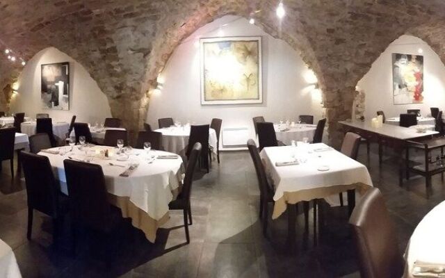 Hôtel Restaurant La Source