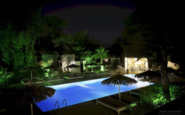 Trees Art Boutique Hotel