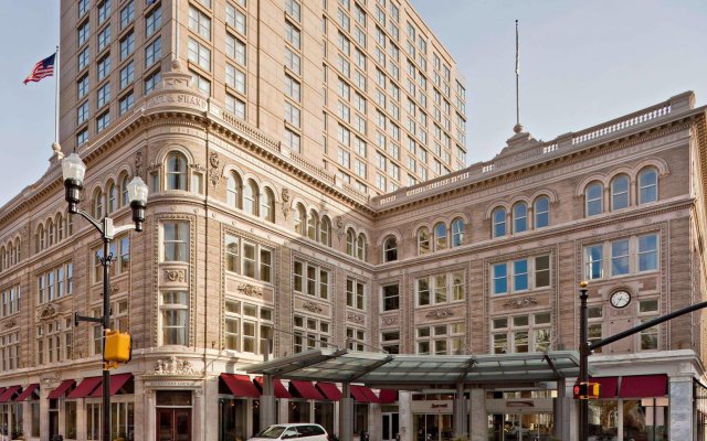 Lancaster Marriott at Penn Square