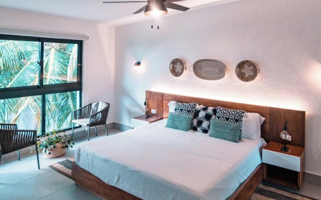 Bayshore 76 Beachfront Villa Palmar de Ocoa