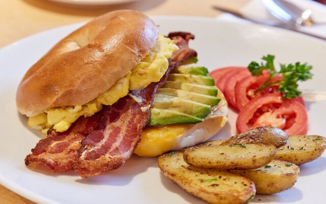 Orchard Garden Hotel