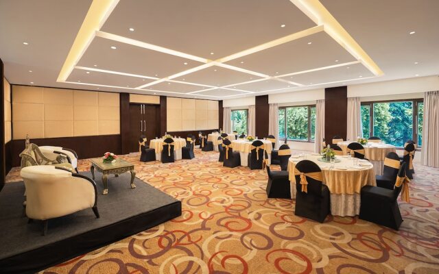 Golden Tulip Srinagar