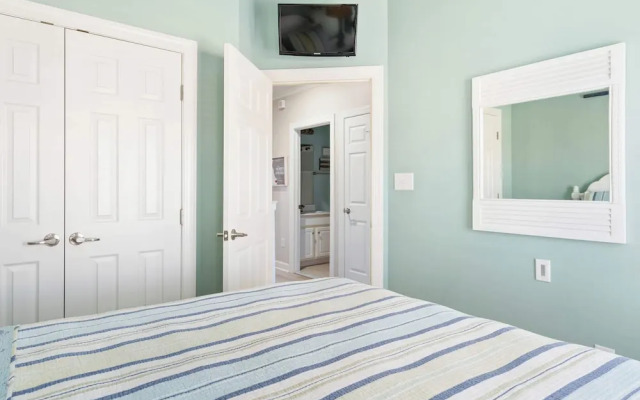 Hidden Paradise Coastal Views!