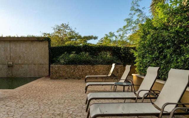 Bocaraca 2 - Luxury 2 BR Condo