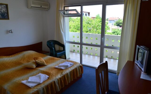 Saint George Family Hotel