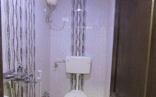 OYO 328 Hotel Royal Grand
