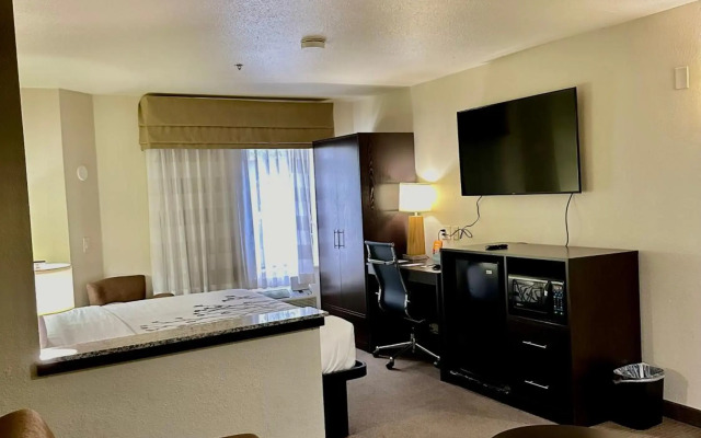 Sleep Inn & Suites Tulsa Central I-44