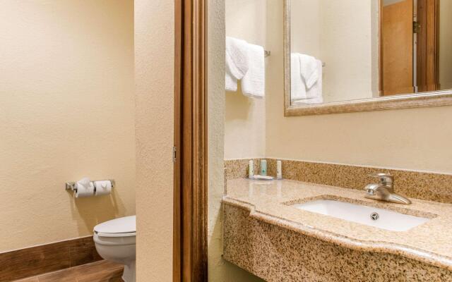 Quality Inn & Suites Miamisburg - Dayton South