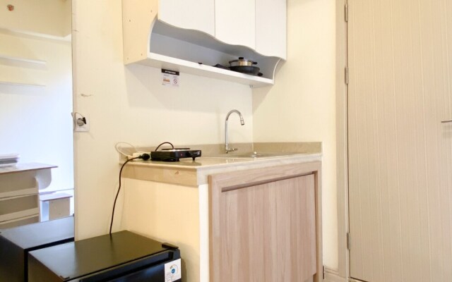 Modern Look Studio At Meikarta Apartment