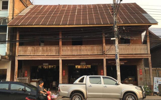 SOOK Café and Hostel