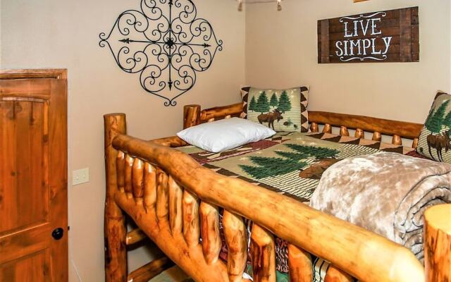 Fawnskin Pines-1844 by Big Bear Vacations