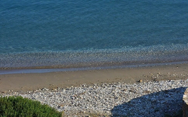Grandma Vasiliki Rooms To Let