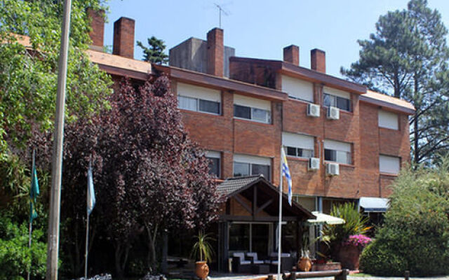 Hotel Los Pinos