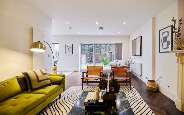 The Redbridge Sanctuary - Spacious 3bdr House With Garden
