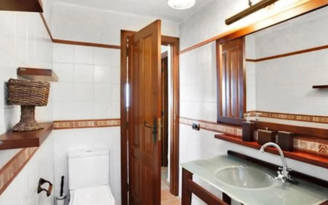 Beautiful holiday home in Los Realejos with garden